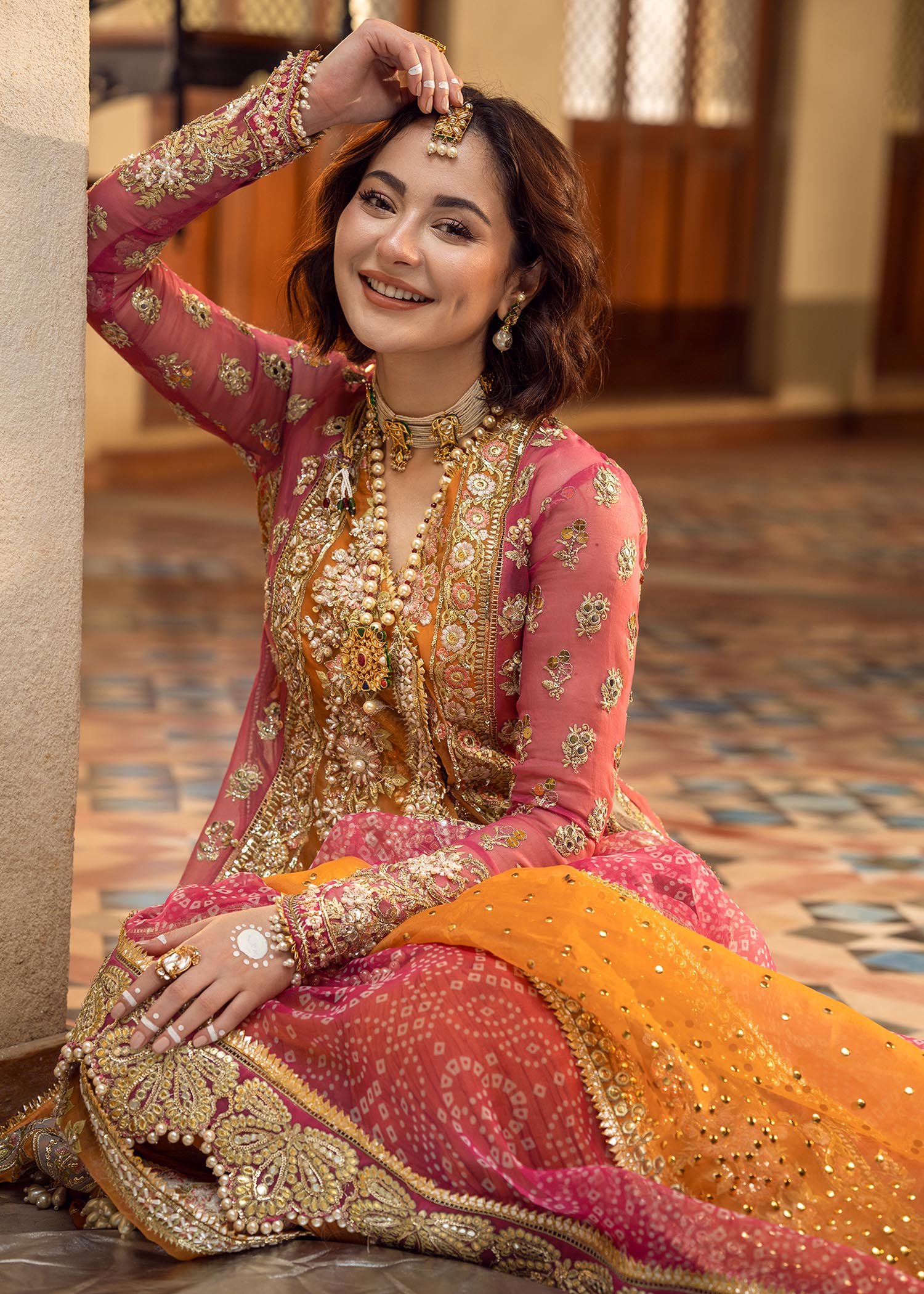 Mehendi Glore D4